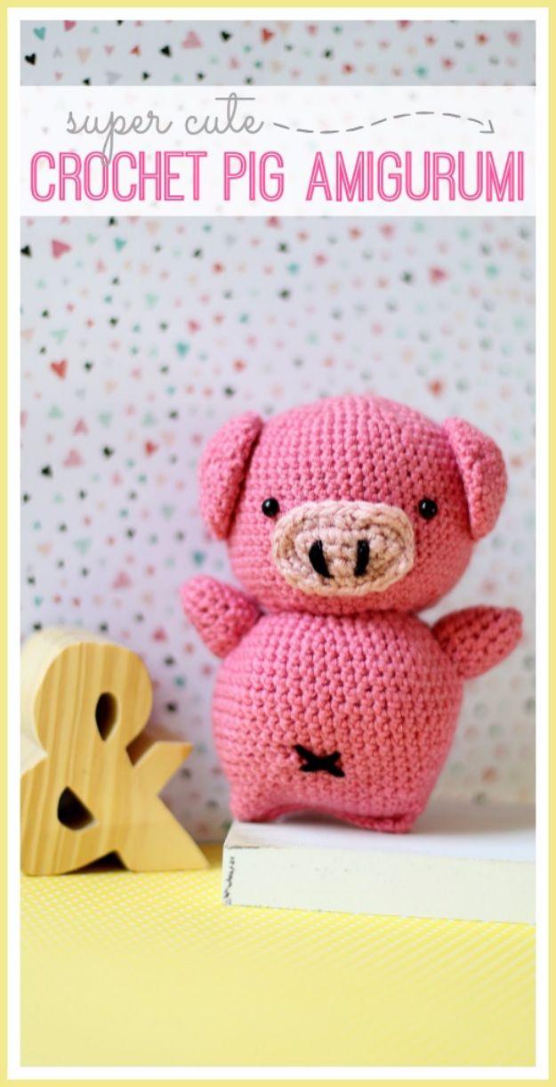 Free Amigurumi Patterns For Beginners and Pros - Crochet Pig Amigurumi - Easy Amigurimi Tutorials With Step by Step Instructions - Learn How To Crochet Cute Amigurimi Animals, Doll