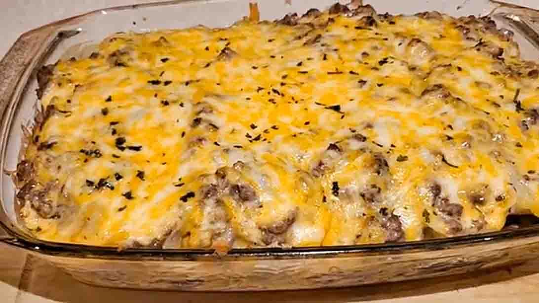 Cheesy Beef and Potato Casserole Recipe