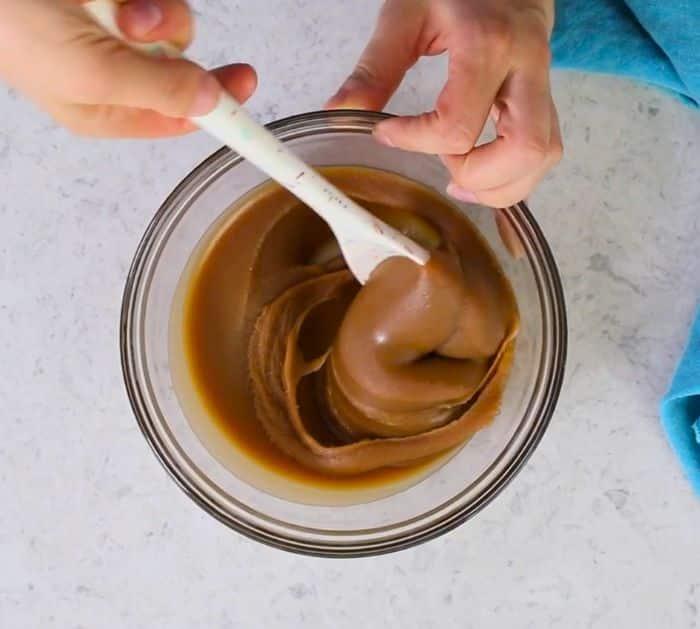 Easy Caramel Frosting Ingredients