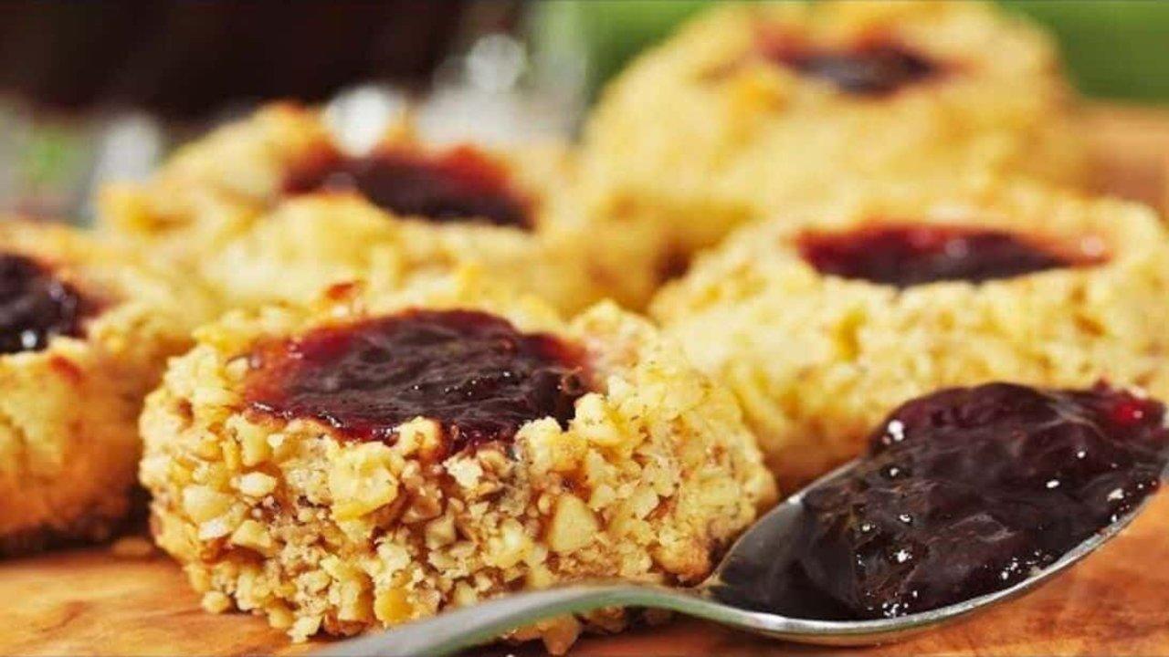 Classic Thumbprint Cookies