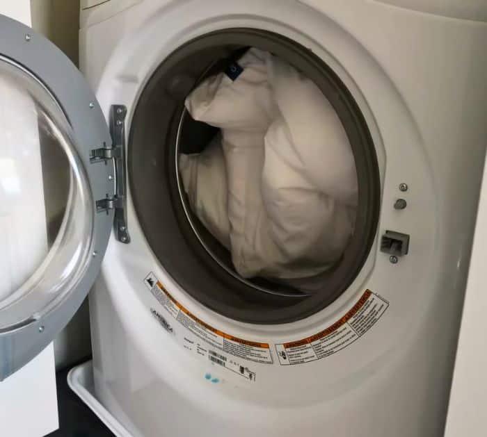 Ways to Clean Your Pillows