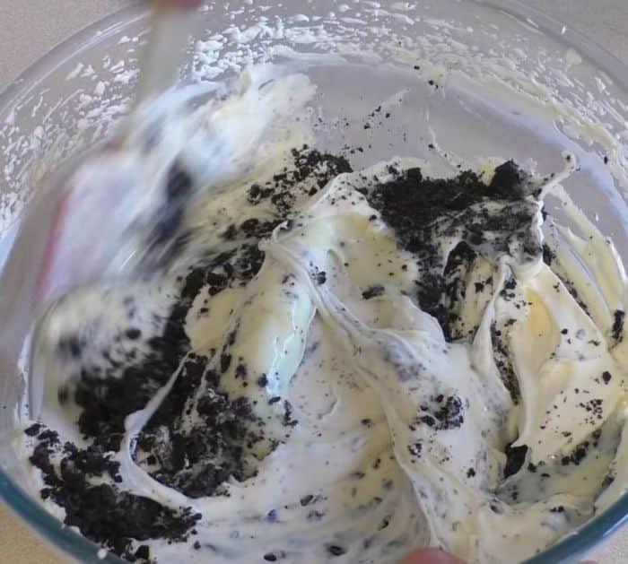 3-Ingredient Homemade Oreo Ice Cream Ingredients