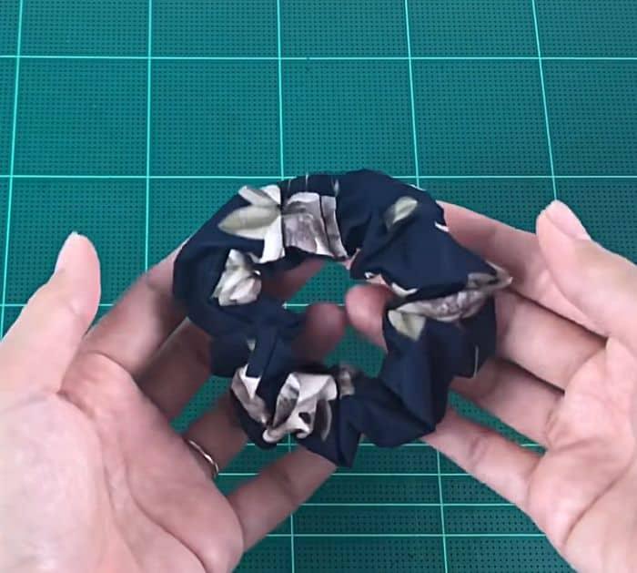 DIY Bow Scrunchies Project