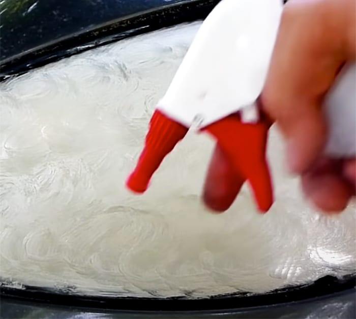 Easy and Cheap ways to Restore Headlights - Restore dirty Headlights with Toothpaste - Toothpaste hack
