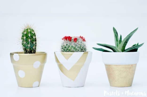 DIY Ideas for Clay Pots - White and Gold Painted Terra Cotta Pots - Cute Gardening Projects Tutorials for Decorating Pots - Pretty Rustic and Farmhouse Planters for Cheap Home Deco
