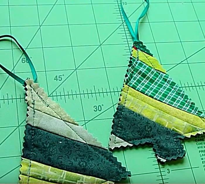 Learn to sew a DIY Scrappy tree from fabric scraps