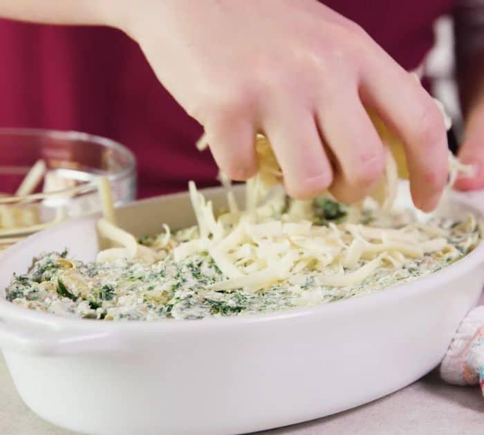 Cheesy Spinach Artichoke Dip Ingredients