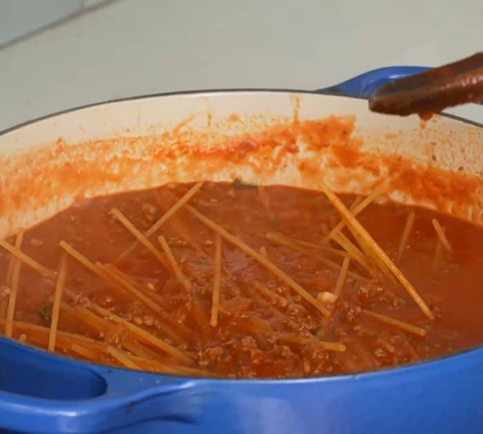 25-Minute Spaghetti and Meat Sauce Ingredients