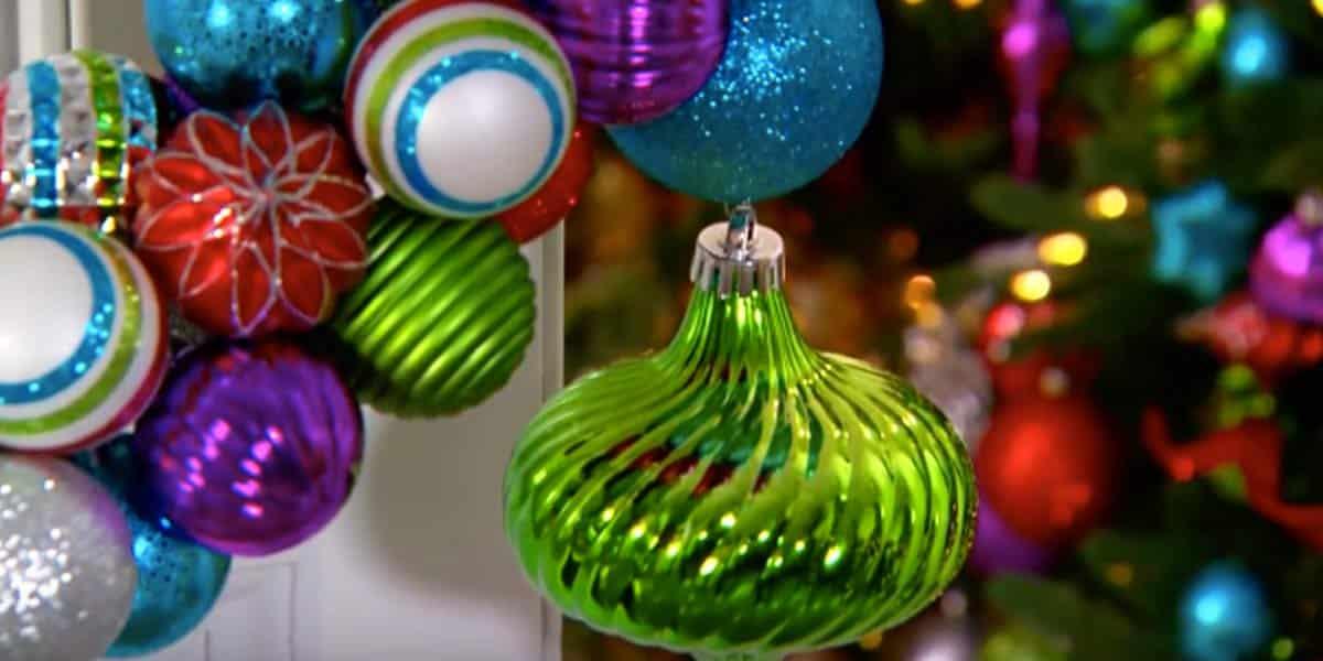 She Slides Wire Through Ball Ornaments And Creates This Amazing Christmas Decor!