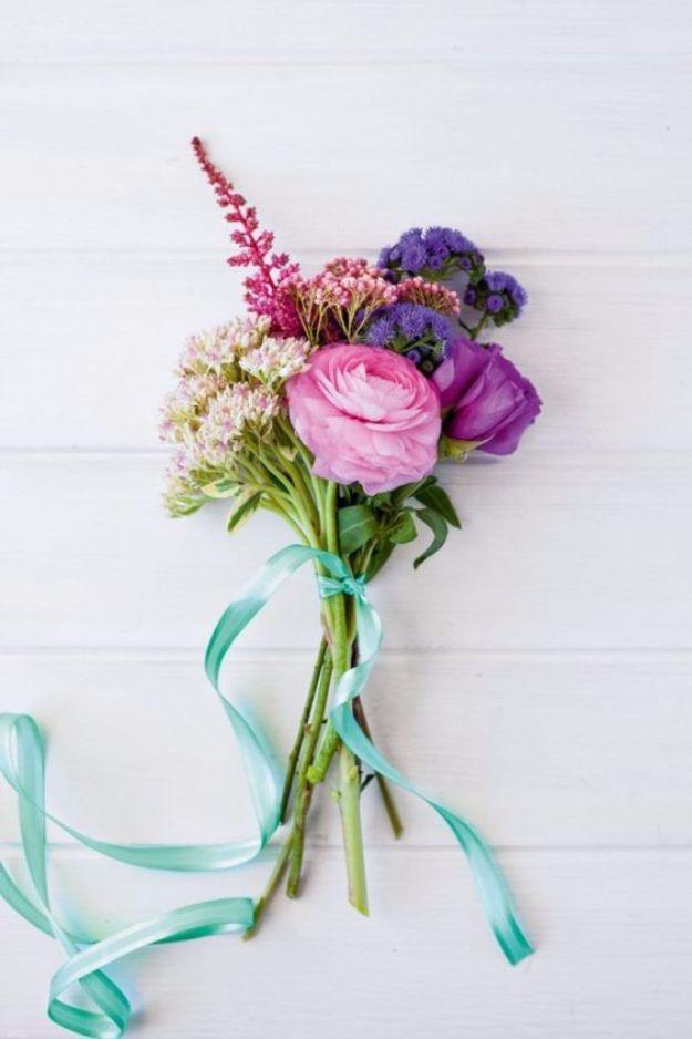 Tied Posy Bouquet, no power tools required for the basic build and something worth showing off once it is done