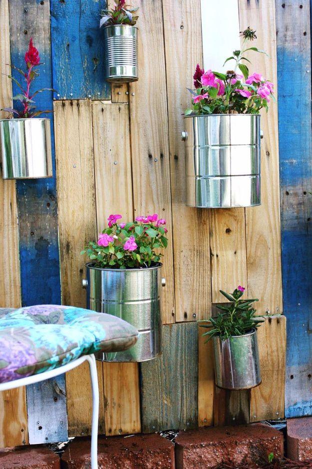 Pallet Vertical Garden, built from supplies most crafters already own and warmth that a bare corner was missing