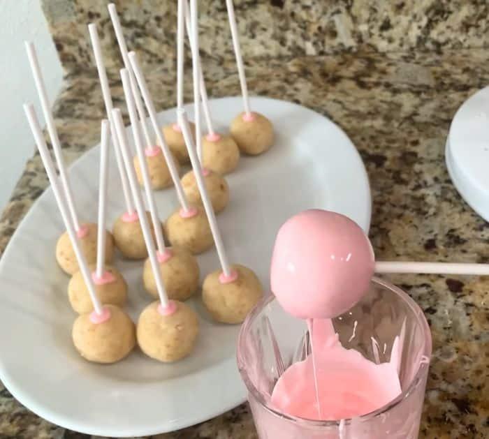 How to Make Starbucks Birthday Cake Pop