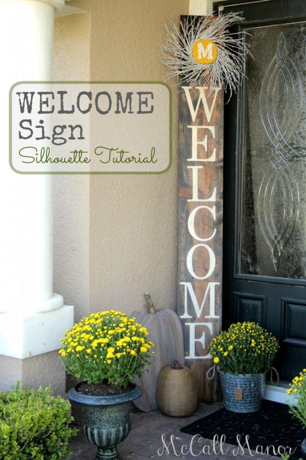 DIY Vintage Signs - Welcome Sign Silhouette Tutorial - Rustic, Vintage Sign Projects to Make At Home - Creative Home Decor on a Budget and Cheap Crafts for Living Room, Bedroom and