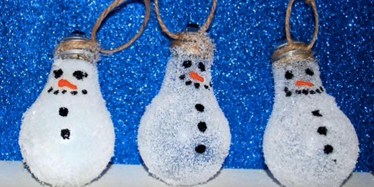 Turn Lightbulbs Into Snowman Christmas Ornaments