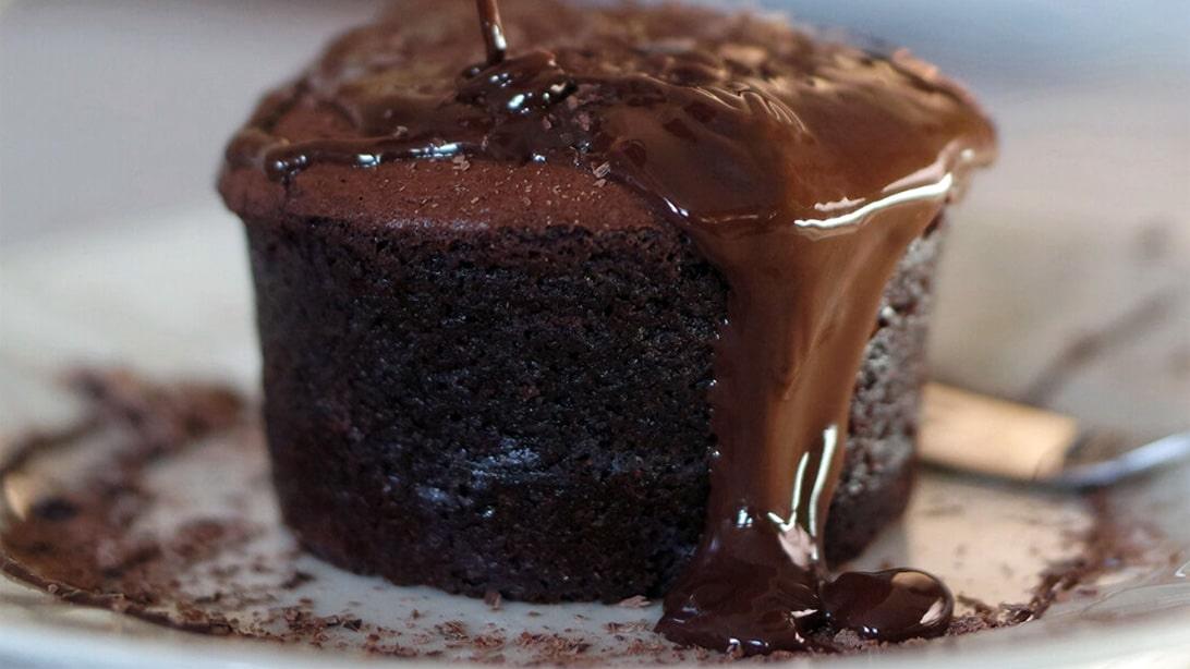 Make This Brownie Chocolate Dessert In Just Five Minutes