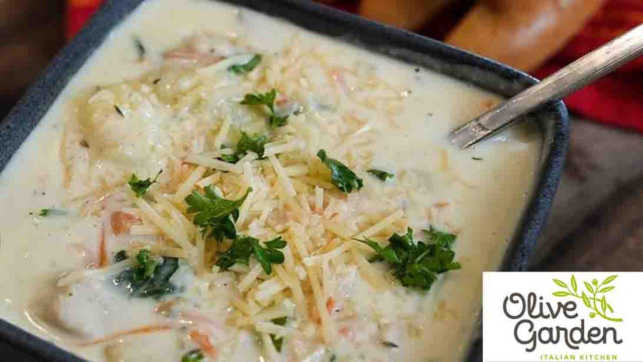 Copycat Olive Garden Chicken Gnocchi Soup