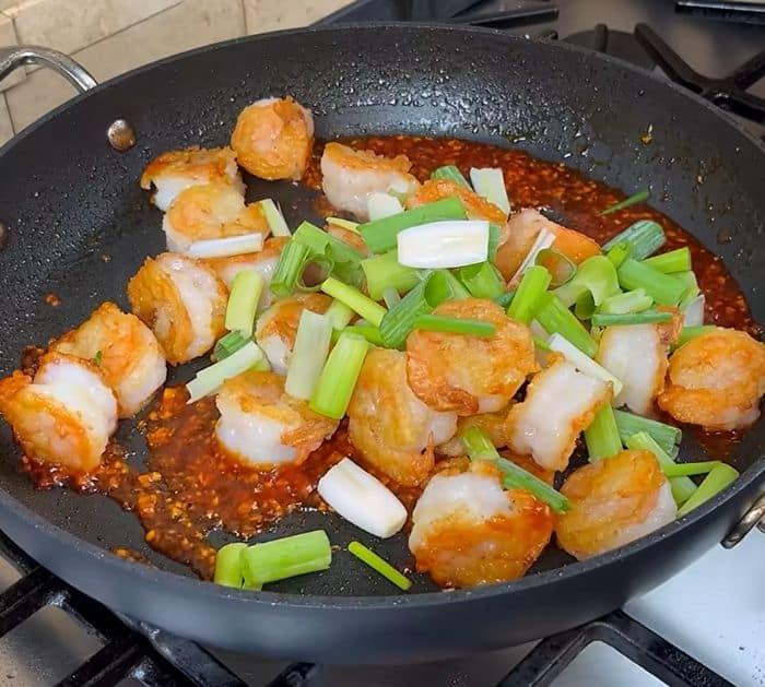 How to Make Garlic Ketchup Shrimp