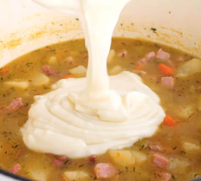 How to Make Creamy Ham and Potato Soup