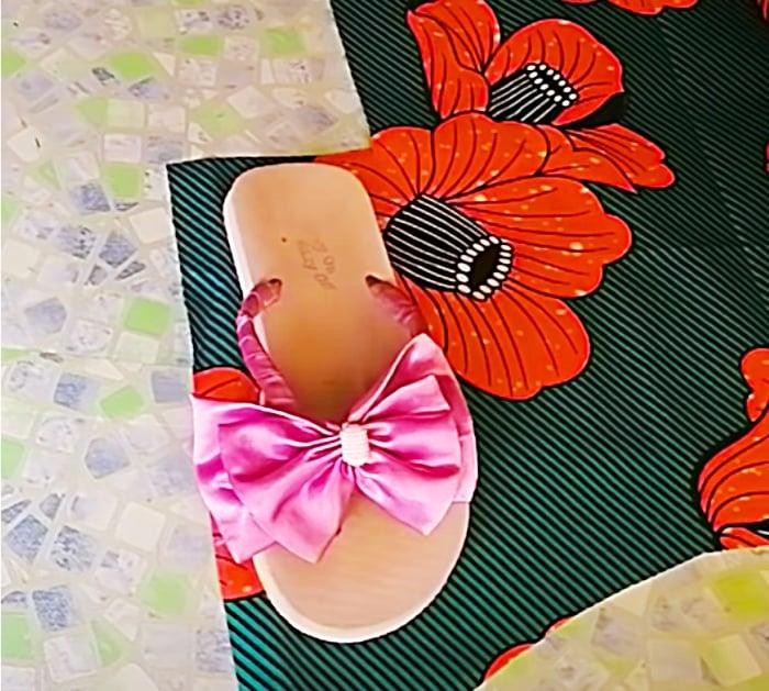 Use A Pair Of Flip Flops To Make A Pair Of morning Slippers