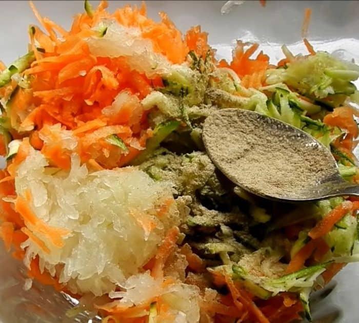 Easy Zucchini Carrot Fritters Recipe