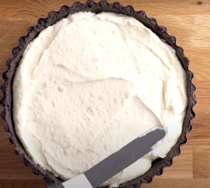 How to Make Banana Split Ice Cream Tart