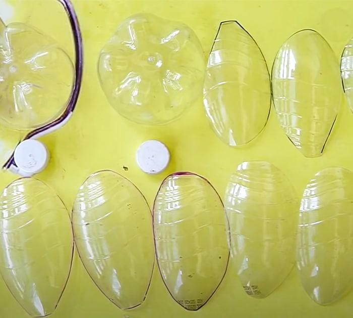 How To Recycle Plastic Bottles Into Ladybugs | DIY Hacks