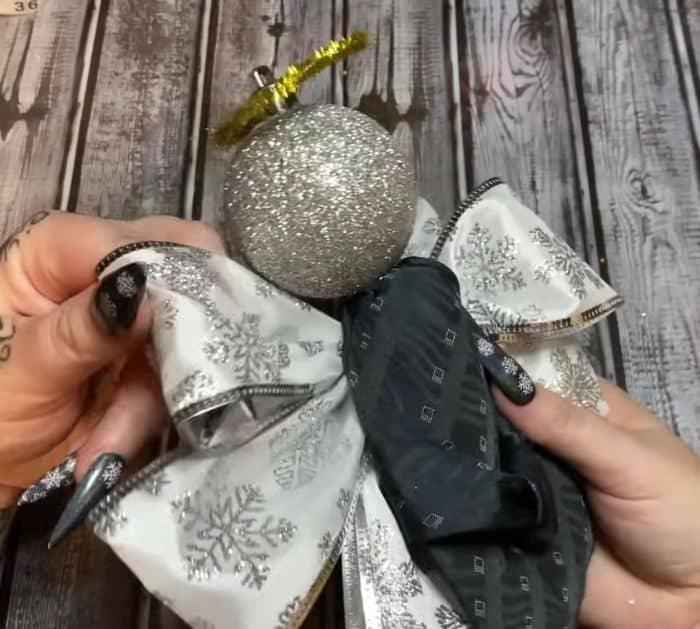 Easy Handmade Ornament Tutorial