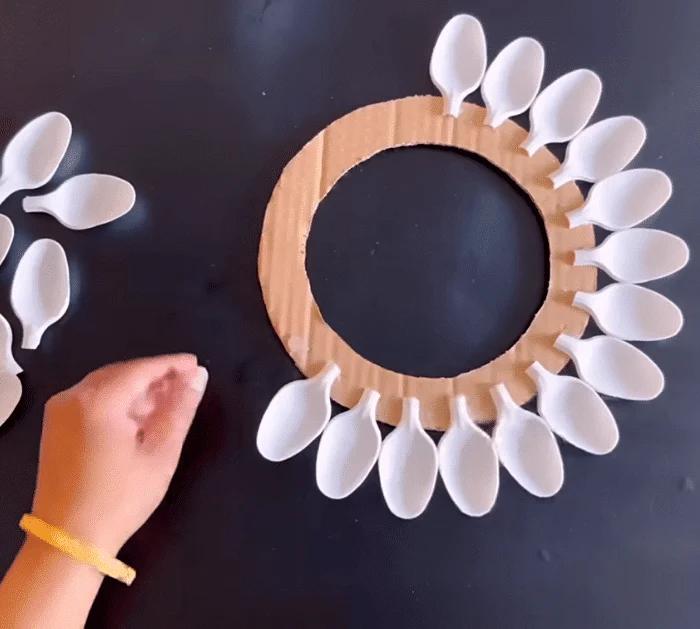 DIY Plastic Spoon Wall Art Materials