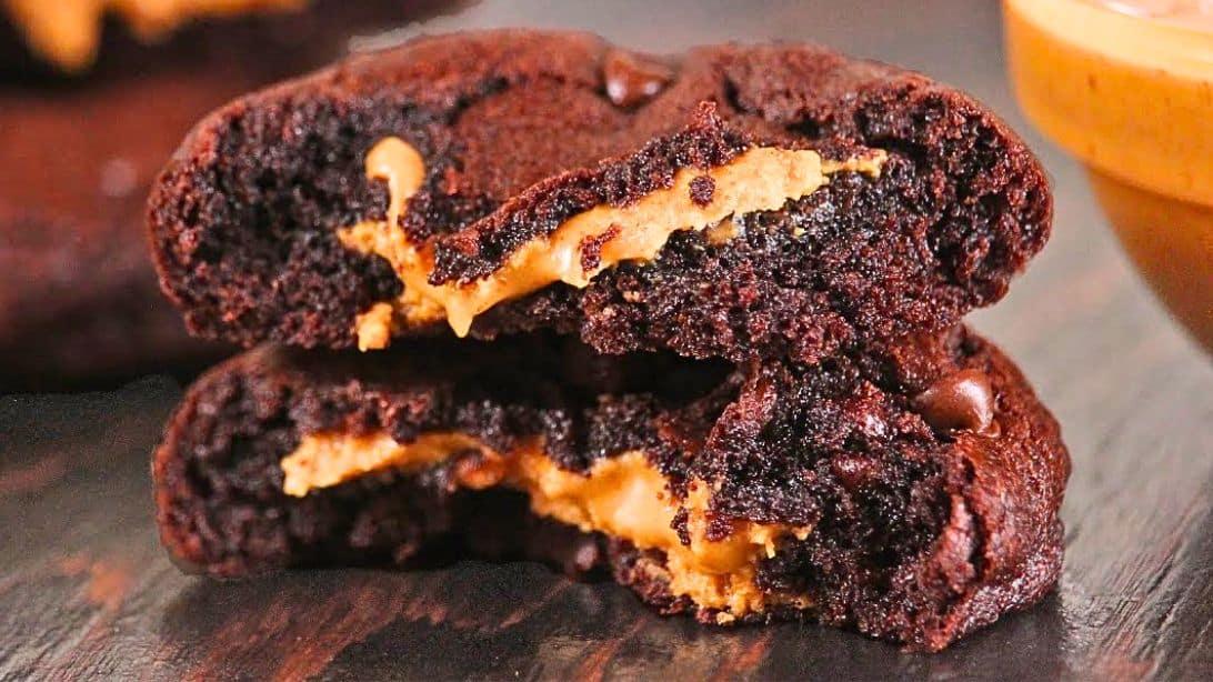 Easy Peanut-Butter Filled Chocolate Chip Cookies Recipe