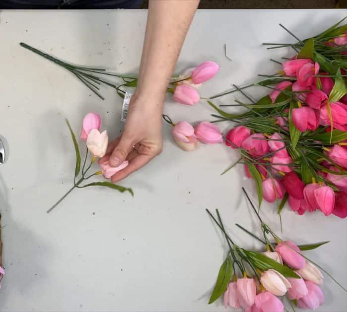 How to Make a Tulip Wreath Tutorial