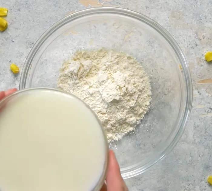 How to Make Creamed Corn