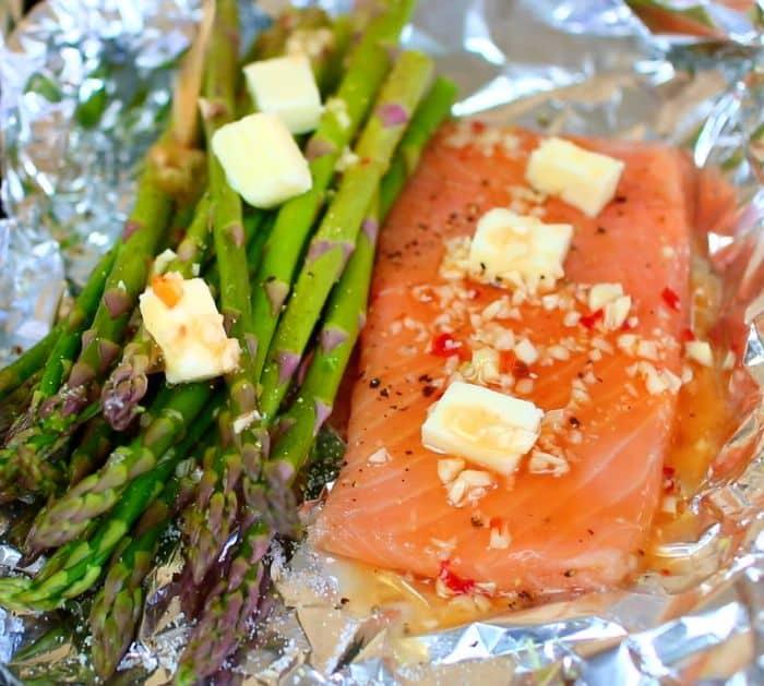 Foil Salmon and Asparagus in Garlic Sauce Ingredients