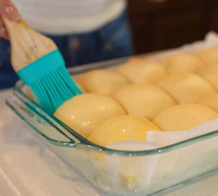 How to Make the Best Dinner Rolls at Home