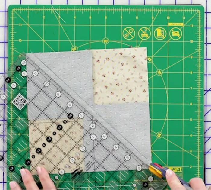 How To Make A Sawtooth 16-Patch Block