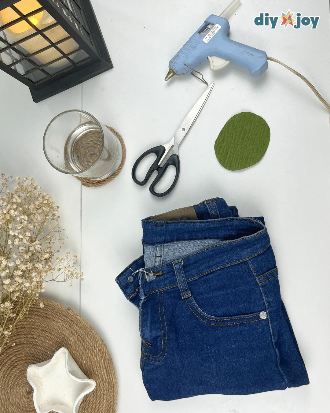 Easy Denim Rose Denim Crafts — removing the denim rose