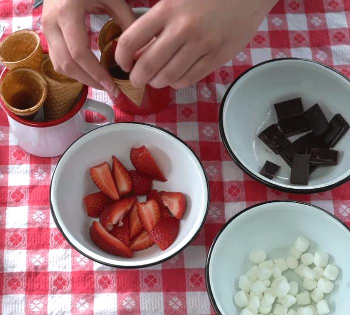 How to Make Campfire Cones