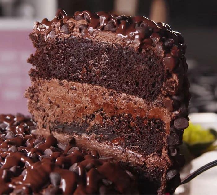 Easy Chocolate Cake Recipe for Beginners
