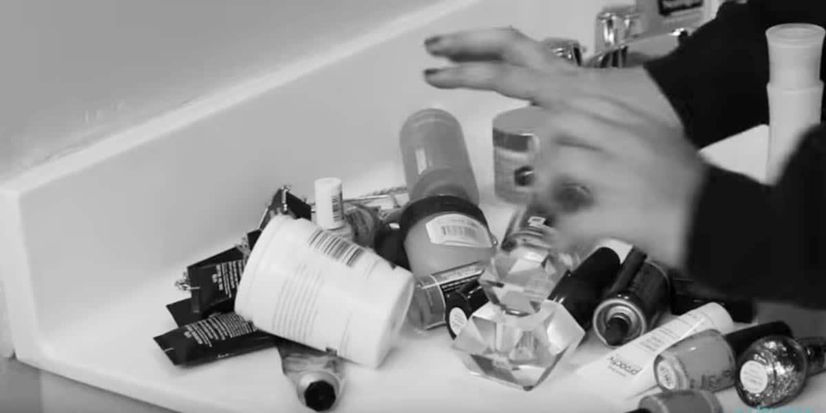 They Show Us 5 Easy Bathroom Organizing Tips You’ll Want To See!