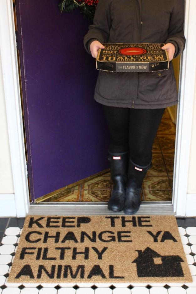 DIY Welcome Mats - Home Alone Inspired Doormat - Greet Guests in Style with These Easy and Cheap Home Decor Ideas for Your Entry. Doormat Tutorials for Creative Ways to Cover Your