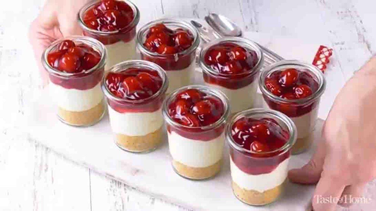 Cherry Cream Cheese Dessert Cups