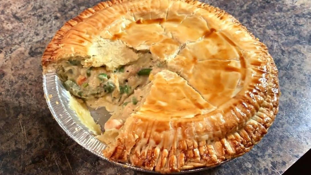 Easy Classic Chicken Pot Pie Recipe