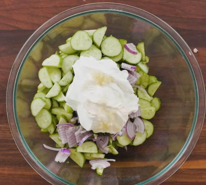 How to Make Creamy Cucumber Salad