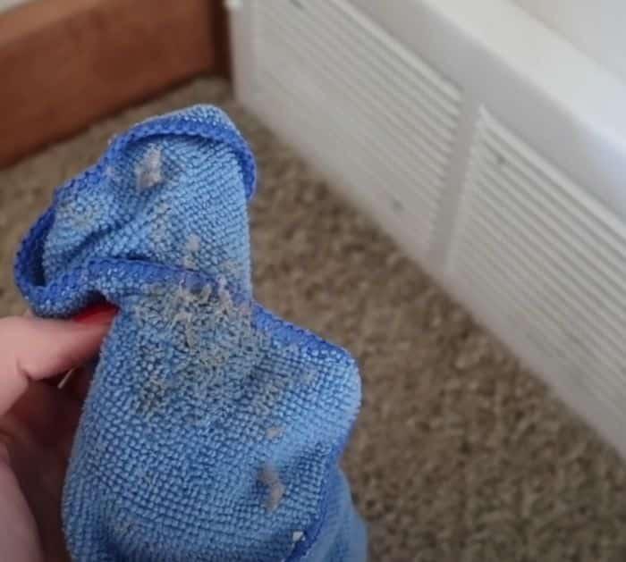 How to clean house surfaces using shaving cream
