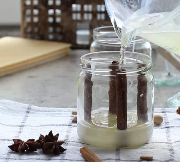 DIY Natural Cinnamon Candle Instructions