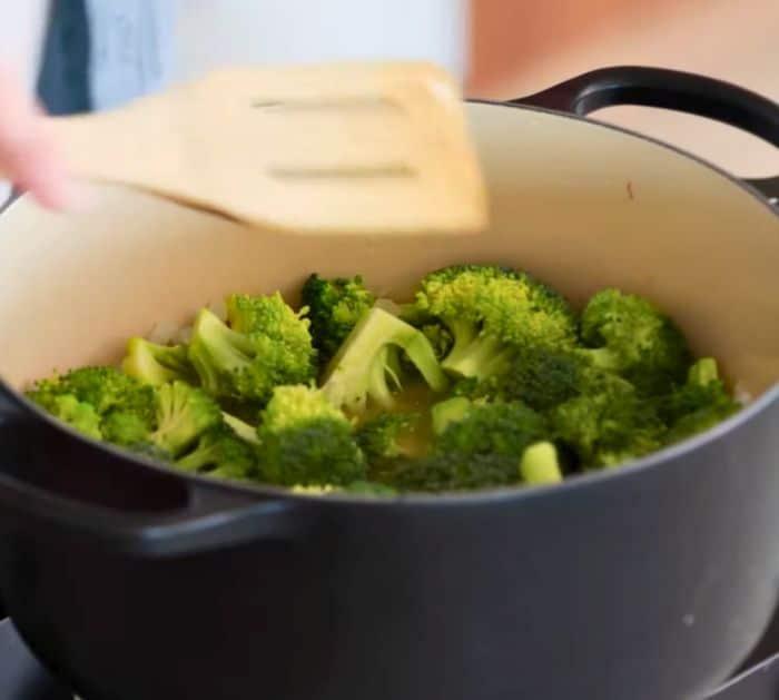 Best Cream of Broccoli Soup Recipe