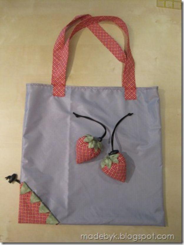 Strawberry Reusable Shopping Bags, simple enough for a first try and something that looks far pricier than it was