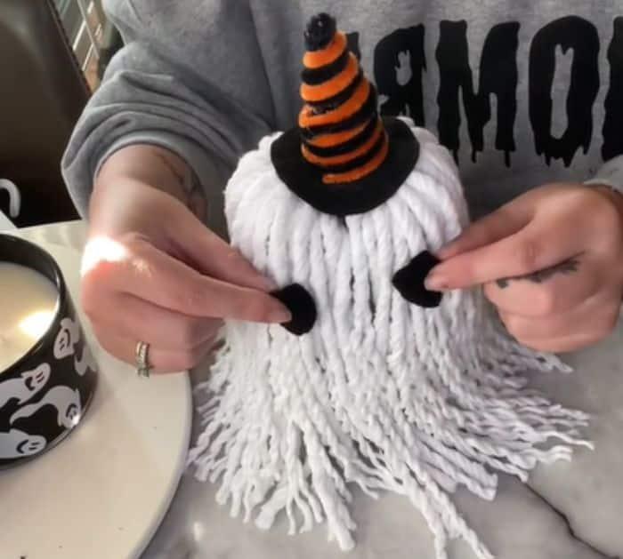 Dollar Tree Light Up Ghost DIY (Less Than 5 Dollars) Decor