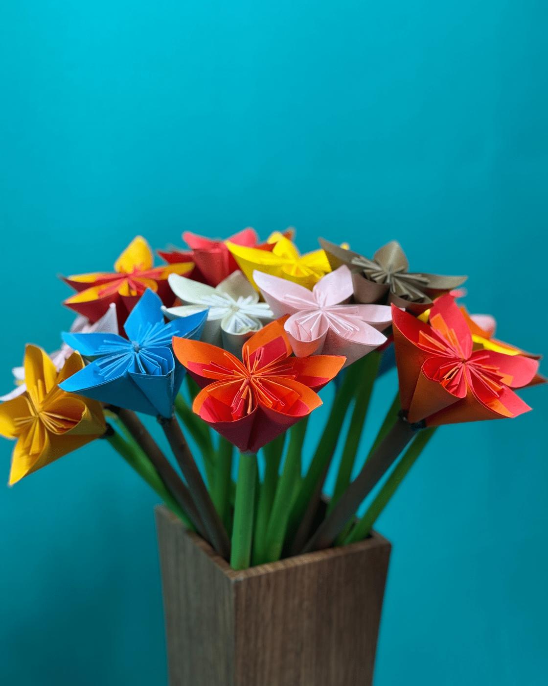 Easy Origami Daffodils