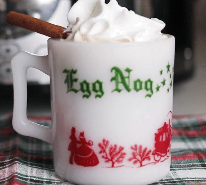 How to Make Eggnog Latte