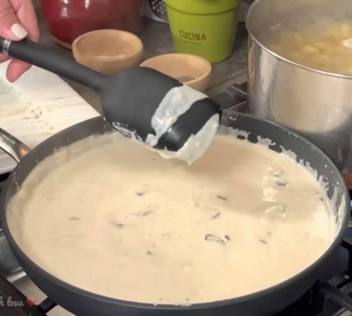 Creamy Chicken Mushroom Pasta Bake Recipe